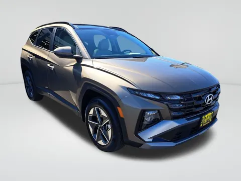 Another view of 2025 Hyundai Tucson Hybrid SEL Convenience for sale in Auburn, WA at Auburn CDJR