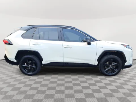 More photos of 2021 Toyota RAV4 Hybrid XSE at Auburn CDJR, WA