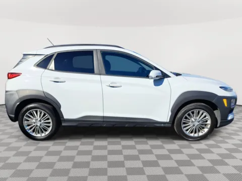 More photos of 2018 Hyundai Kona SEL at Auburn CDJR, WA