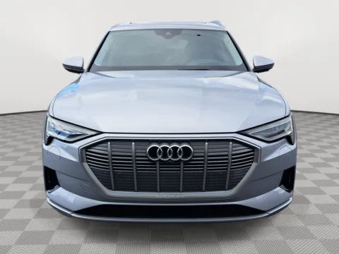 Another view of 2019 Audi e-tron Prestige for sale in Auburn, WA at Auburn CDJR