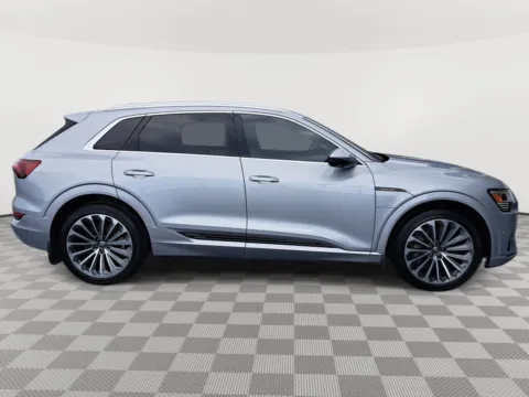 More photos of 2019 Audi e-tron Prestige at Auburn CDJR, WA