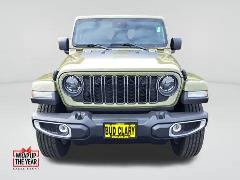 Photos of 2025 Jeep Gladiator Sport S for sale in Auburn, WA at Auburn CDJR