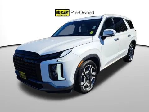 White 2023 Hyundai Palisade Limited for sale in Auburn, WA