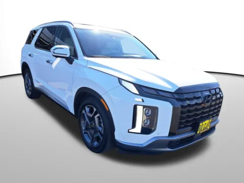 Another view of 2023 Hyundai Palisade Limited for sale in Auburn, WA at Auburn CDJR