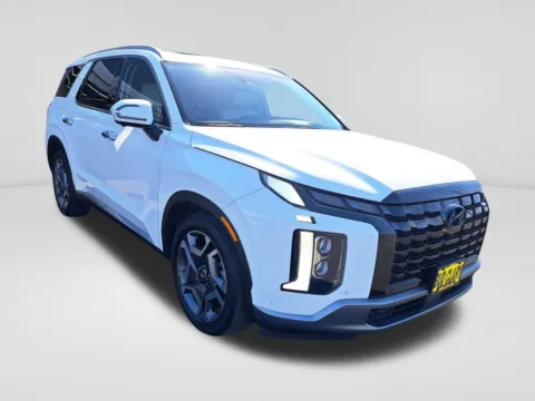 Another view of 2023 Hyundai Palisade Limited for sale in Auburn, WA at Auburn CDJR