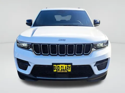 Photos of 2025 Jeep Grand Cherokee Laredo for sale in Auburn, WA at Auburn CDJR