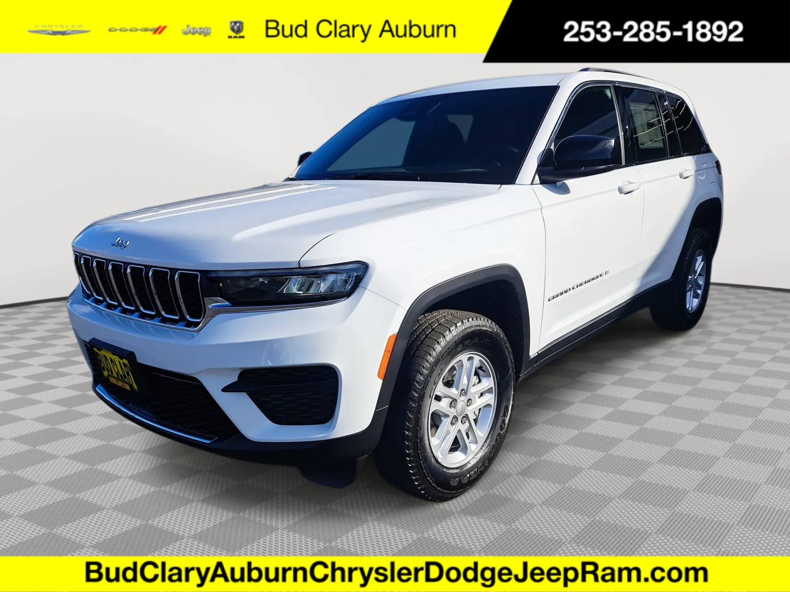 White 2025 Jeep Grand Cherokee Laredo for sale in Auburn, WA