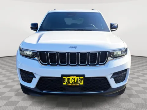 Another view of 2025 Jeep Grand Cherokee Laredo for sale in Auburn, WA at Auburn CDJR