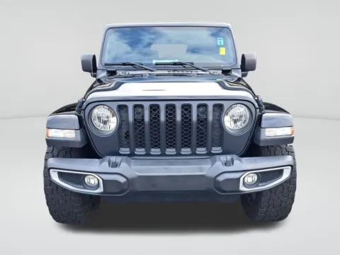 Photos of 2023 Jeep Gladiator Overland for sale in Auburn, WA at Auburn CDJR