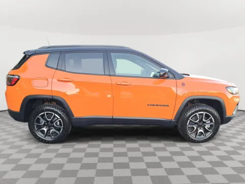 More photos of 2026 Jeep Compass Trailhawk at Auburn CDJR, WA