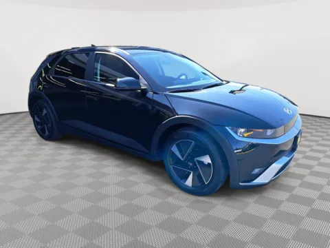 More photos of 2025 Hyundai IONIQ 5 SE at Auburn CDJR, WA
