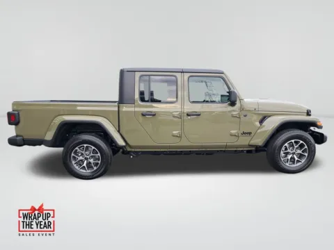 More photos of 2025 Jeep Gladiator Sport S at Auburn CDJR, WA