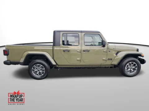 More photos of 2025 Jeep Gladiator Sport S at Auburn CDJR, WA