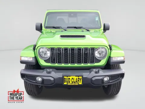 Photos of 2025 Jeep Gladiator Sport S for sale in Auburn, WA at Auburn CDJR