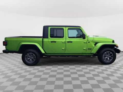More photos of 2025 Jeep Gladiator Sport S at Auburn CDJR, WA