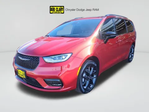 Red 2026 Chrysler Pacifica Limited for sale in Auburn, WA