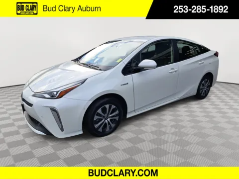 Green 2020 Toyota Prius XLE for sale in Auburn, WA