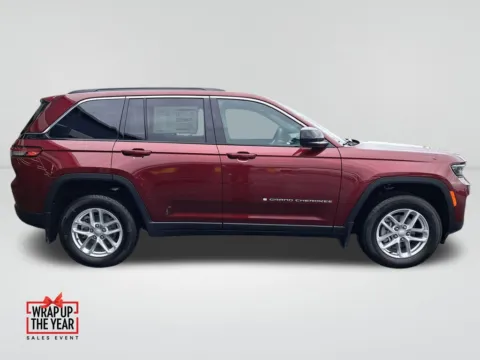 More photos of 2025 Jeep Grand Cherokee Laredo X at Auburn CDJR, WA