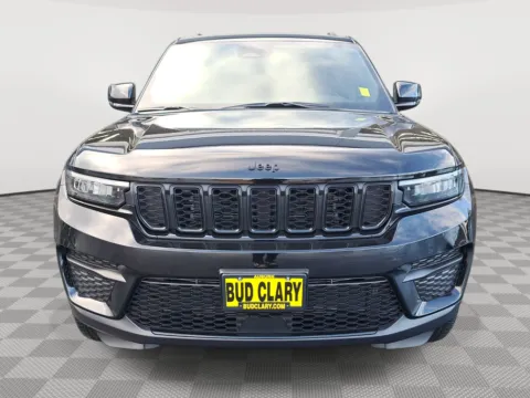 Another view of 2025 Jeep Grand Cherokee Altitude X for sale in Auburn, WA at Auburn CDJR