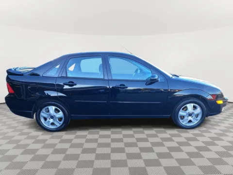 More photos of 2006 Ford Focus ST at Auburn CDJR, WA