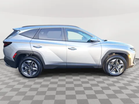 More photos of 2026 Hyundai Tucson Hybrid SEL at Auburn CDJR, WA