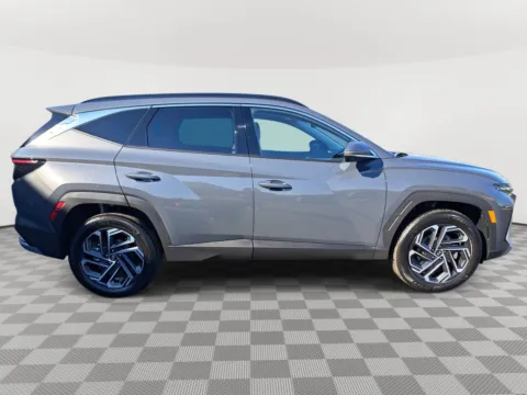 More photos of 2026 Hyundai Tucson Hybrid Limited at Auburn CDJR, WA