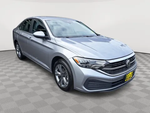 More photos of 2024 Volkswagen Jetta SE at Auburn CDJR, WA