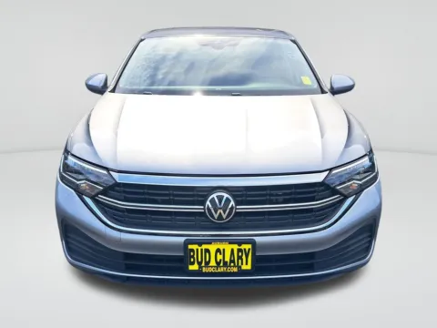 Photos of 2024 Volkswagen Jetta 1.5T SE for sale in Auburn, WA at Auburn CDJR