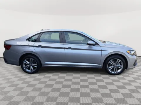 More photos of 2024 Volkswagen Jetta SE at Auburn CDJR, WA