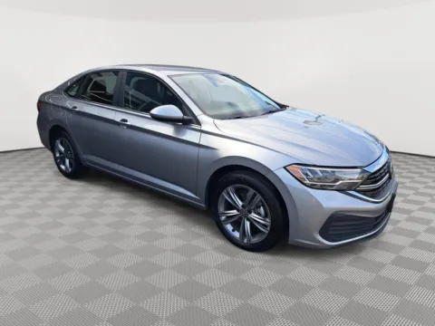 More photos of 2024 Volkswagen Jetta SE at Auburn CDJR, WA