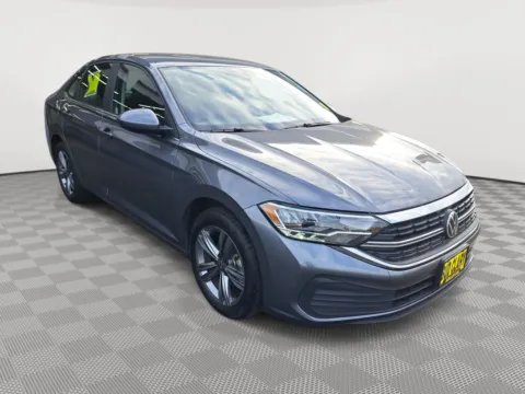 More photos of 2024 Volkswagen Jetta SE at Auburn CDJR, WA