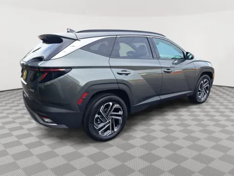 More photos of 2026 Hyundai Tucson Hybrid Limited at Auburn CDJR, WA