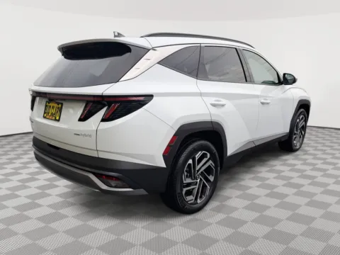 More photos of 2026 Hyundai Tucson Hybrid Limited at Auburn CDJR, WA