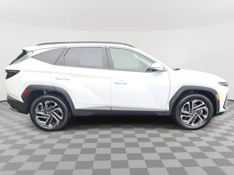 More photos of 2026 Hyundai Tucson Hybrid Limited at Auburn CDJR, WA