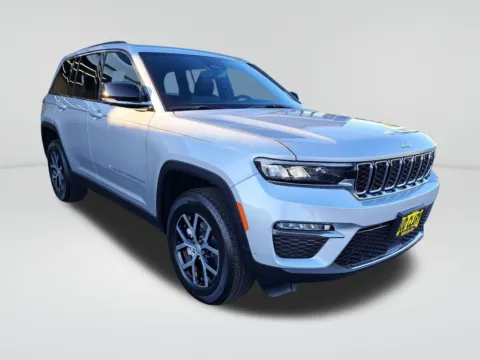 Another view of 2025 Jeep Grand Cherokee Limited for sale in Auburn, WA at Auburn CDJR