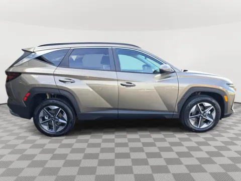 More photos of 2026 Hyundai Tucson Hybrid SEL at Auburn CDJR, WA