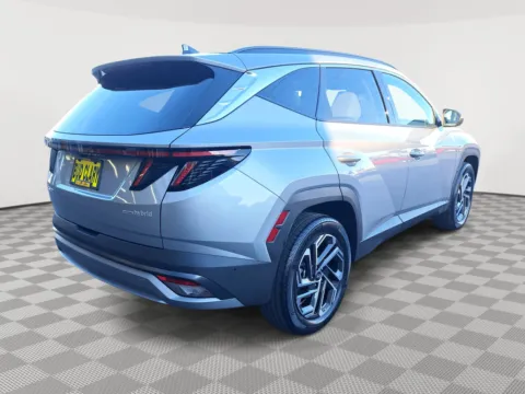 More photos of 2026 Hyundai Tucson Hybrid Limited at Auburn CDJR, WA