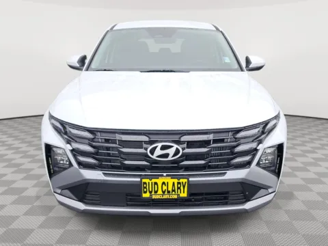 Another view of 2026 Hyundai Tucson Hybrid Blue SE for sale in Auburn, WA at Auburn CDJR