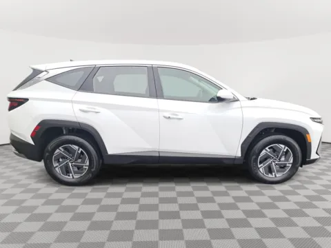 More photos of 2026 Hyundai Tucson Hybrid Blue SE at Auburn CDJR, WA