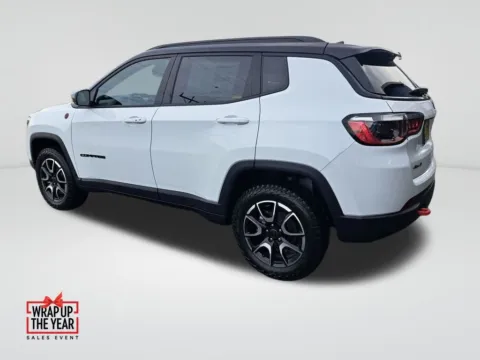 Another view of 2026 Jeep Compass Trailhawk for sale in Auburn, WA at Auburn CDJR