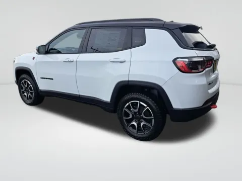 Another view of 2026 Jeep Compass Trailhawk for sale in Auburn, WA at Auburn CDJR