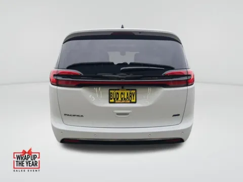 More photos of 2026 Chrysler Pacifica Select at Auburn CDJR, WA