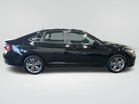 More photos of 2024 Volkswagen Jetta 1.5T SE at Auburn CDJR, WA