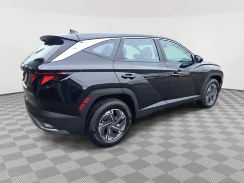 More photos of 2026 Hyundai Tucson Hybrid Blue SE at Auburn CDJR, WA