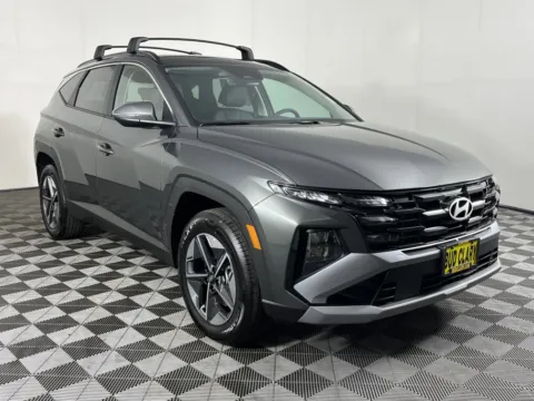 More photos of 2025 Hyundai Tucson Hybrid SEL Convenience at Auburn CDJR, WA