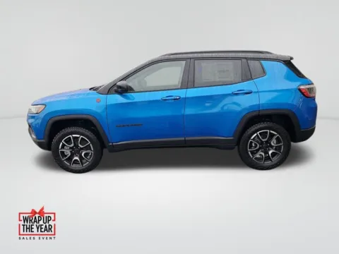 Photos of 2026 Jeep Compass Trailhawk for sale in Auburn, WA at Auburn CDJR