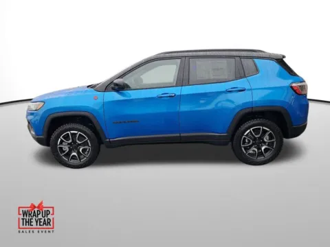 Photos of 2026 Jeep Compass Trailhawk for sale in Auburn, WA at Auburn CDJR