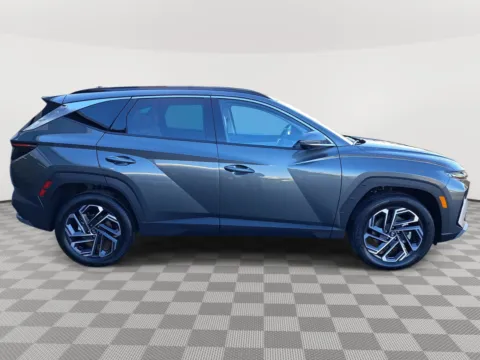 More photos of 2026 Hyundai Tucson Hybrid Limited at Auburn CDJR, WA
