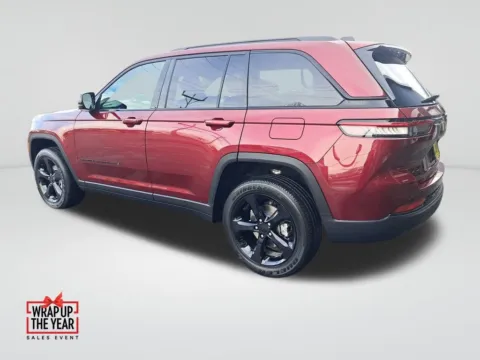 Another view of 2025 Jeep Grand Cherokee Altitude X for sale in Auburn, WA at Auburn CDJR