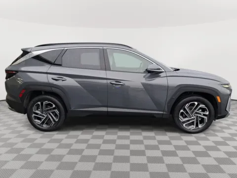 More photos of 2026 Hyundai Tucson Hybrid Limited at Auburn CDJR, WA